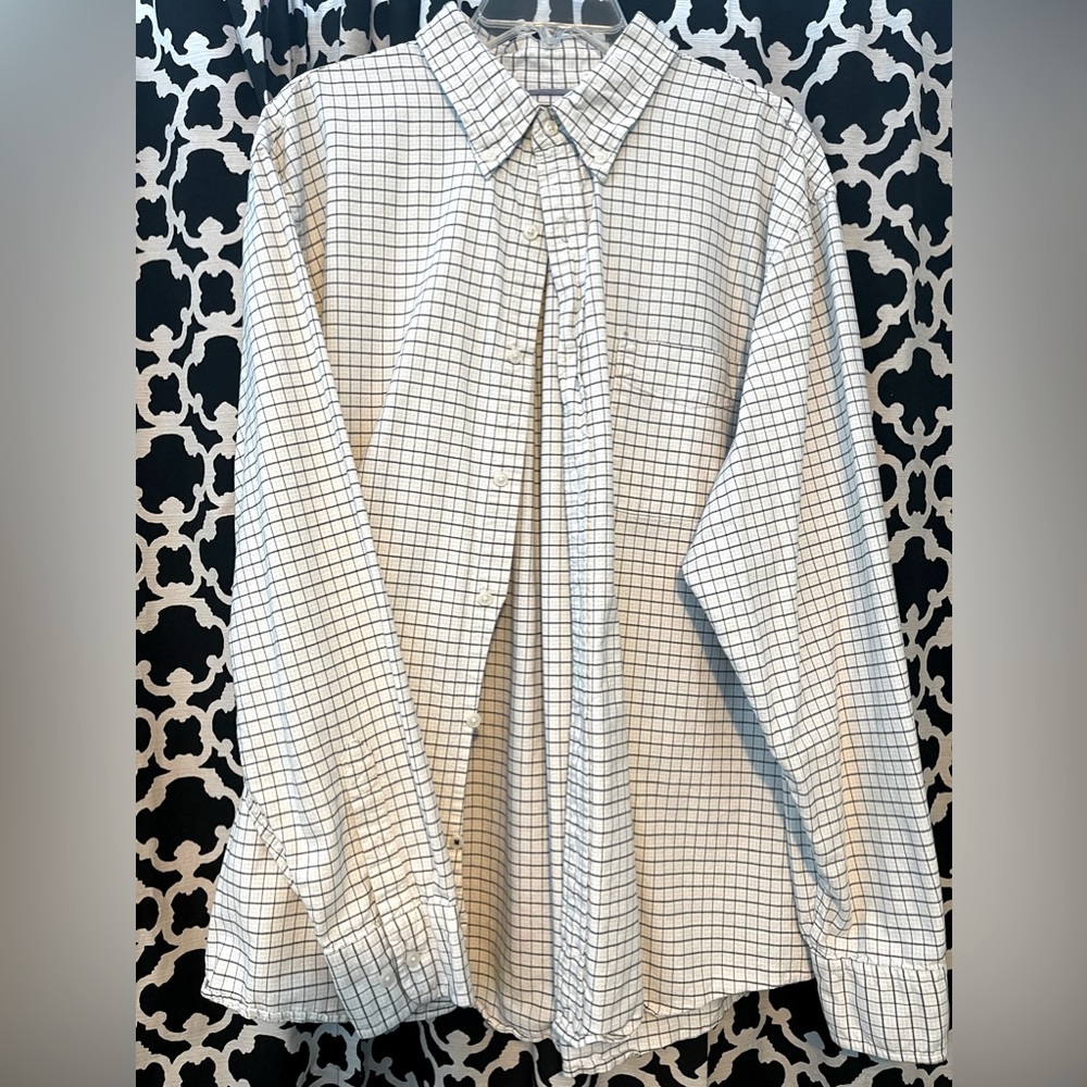 Men’s white plaid button down